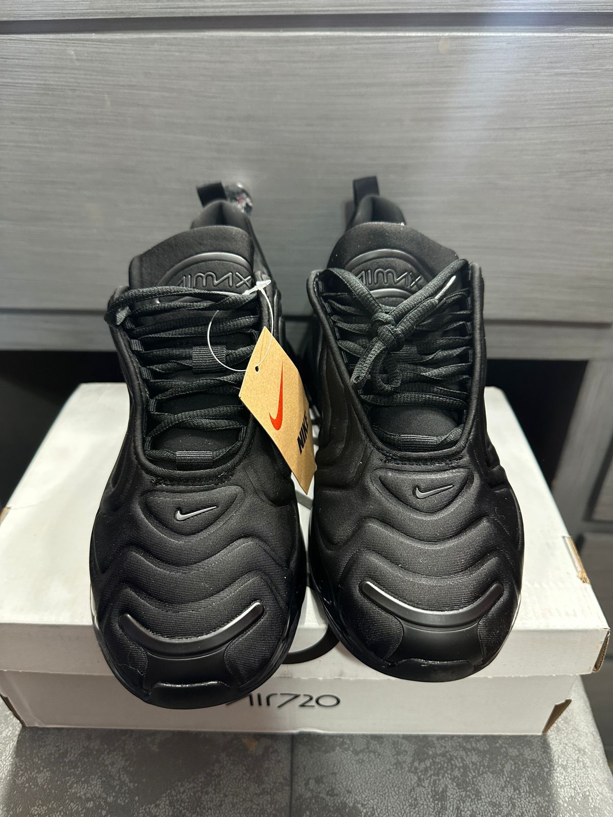 Nike Air Max 720