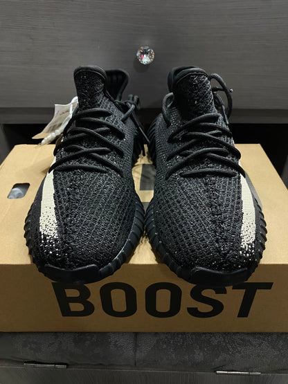 Yeezy 350 v2 Oreo