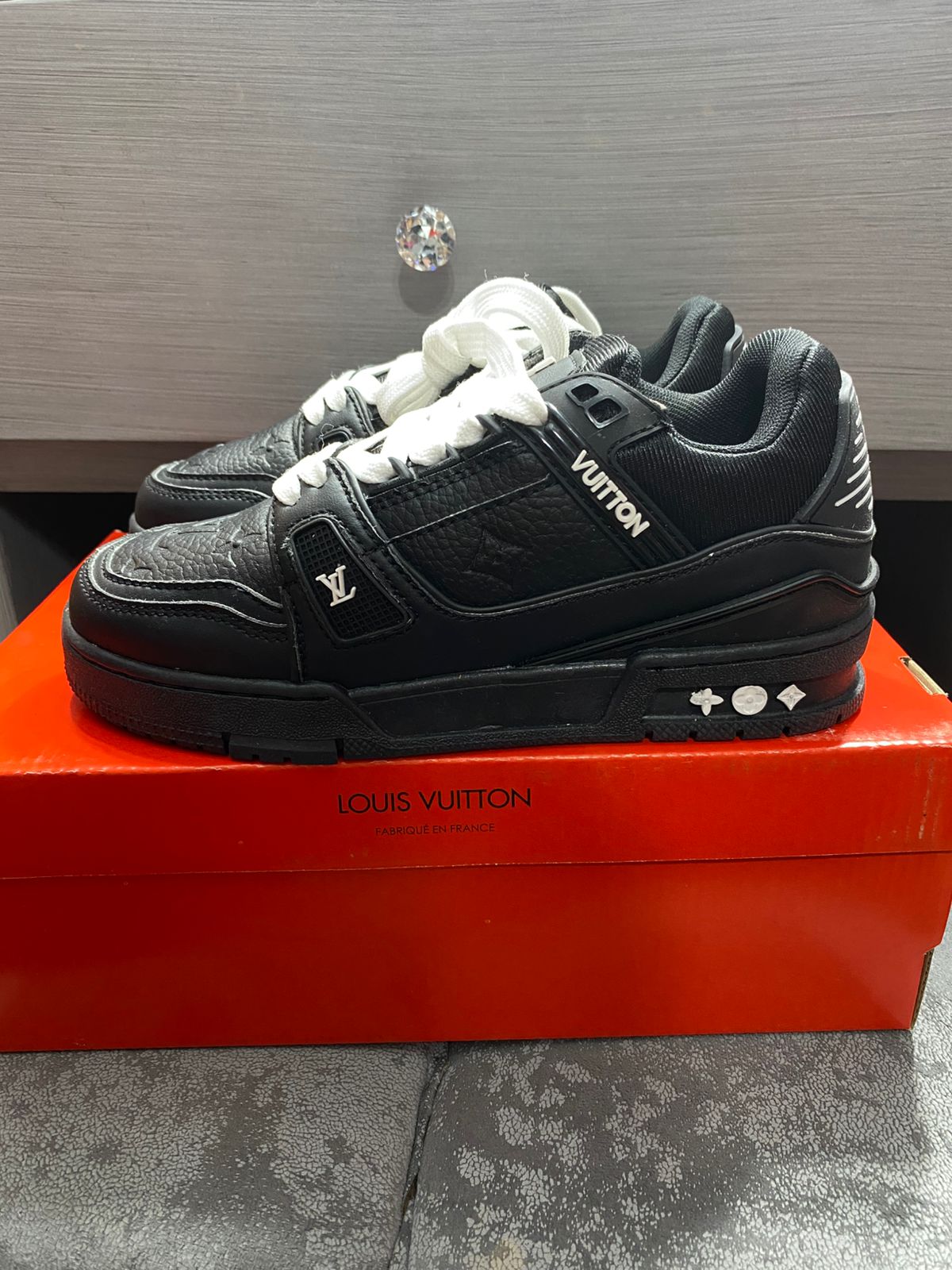 Louis Vuitton Trainer Total Black