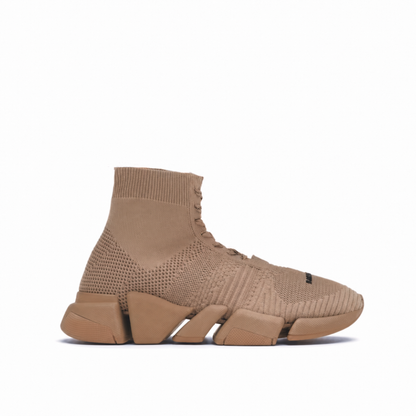 Balenciaga Speed 2.0 beige